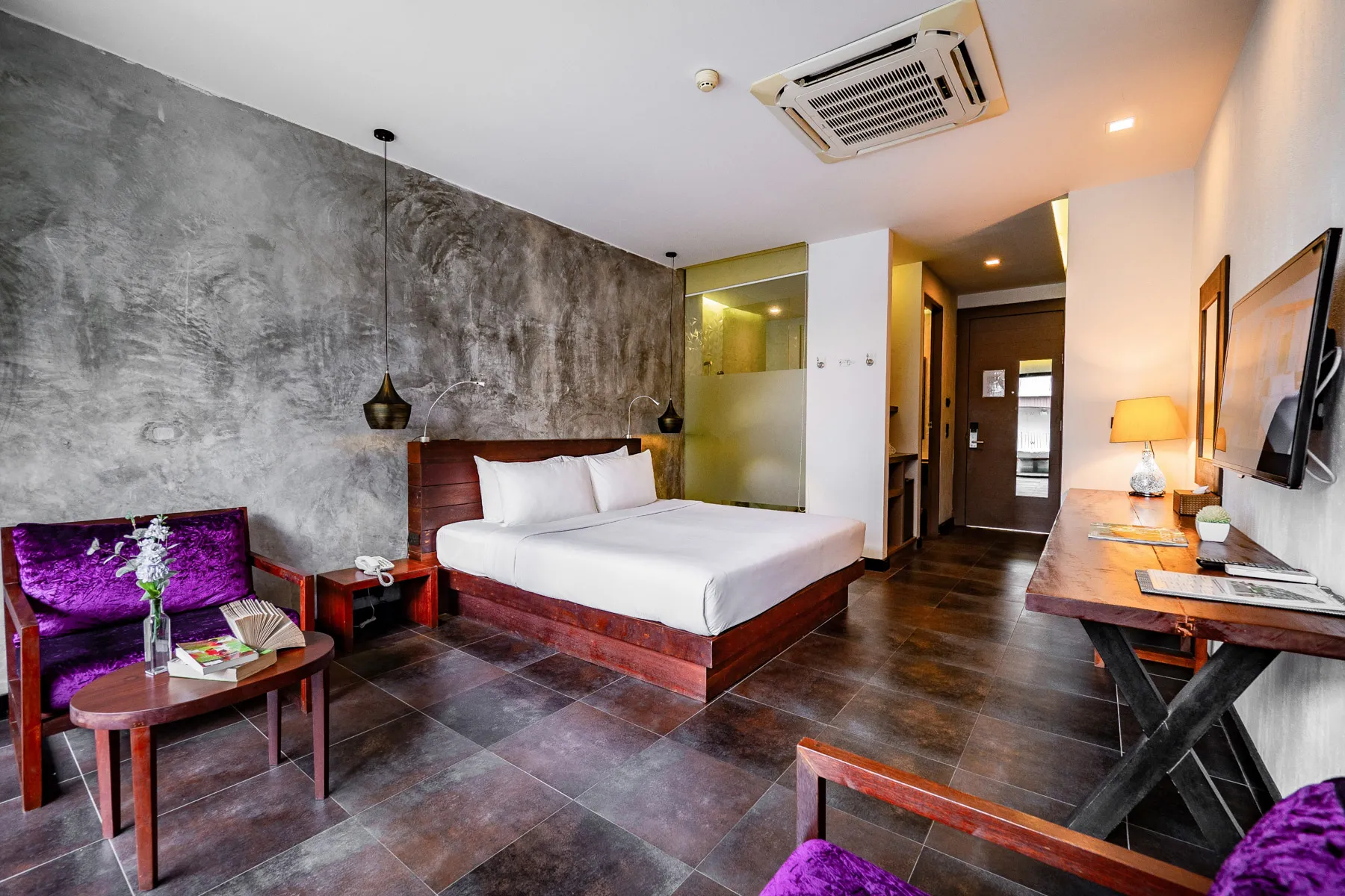 Bay Wing - Bay Room