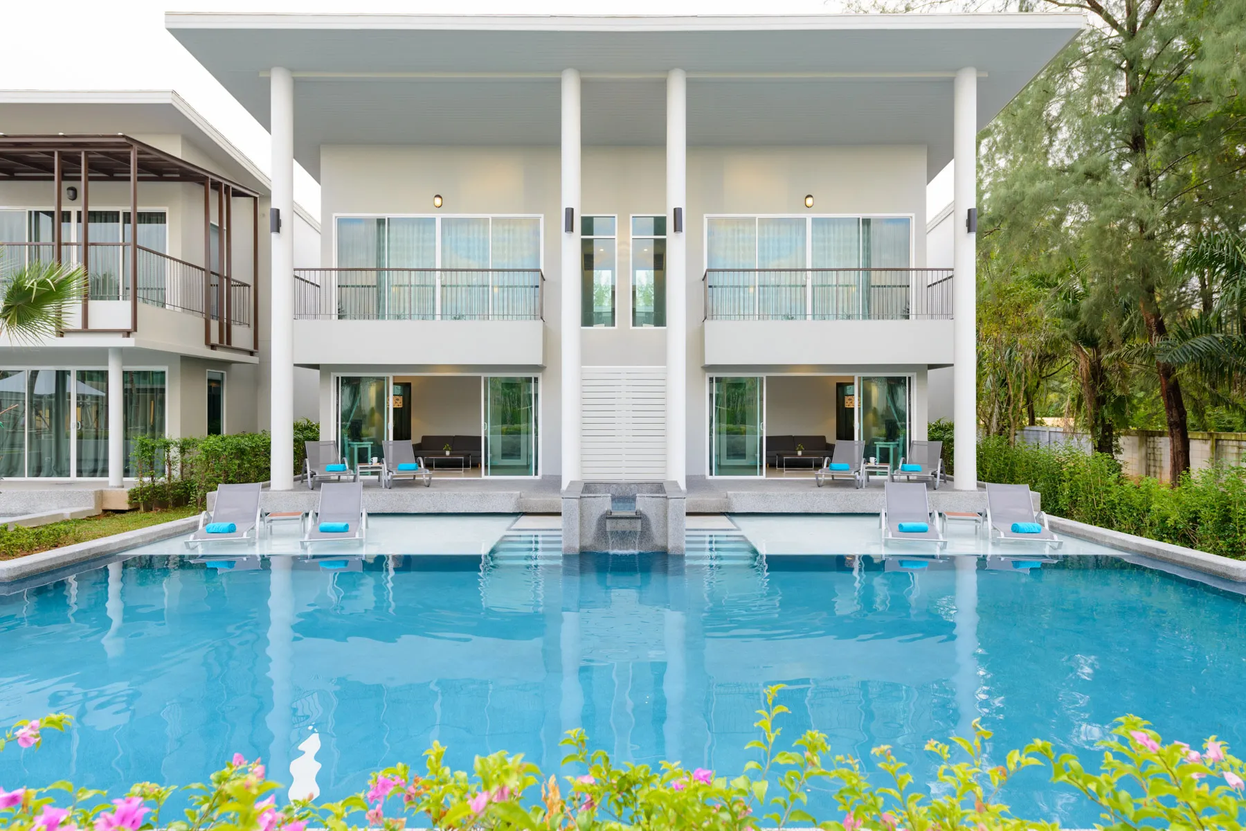Waters Wing - Two-Bedroom Pool Access