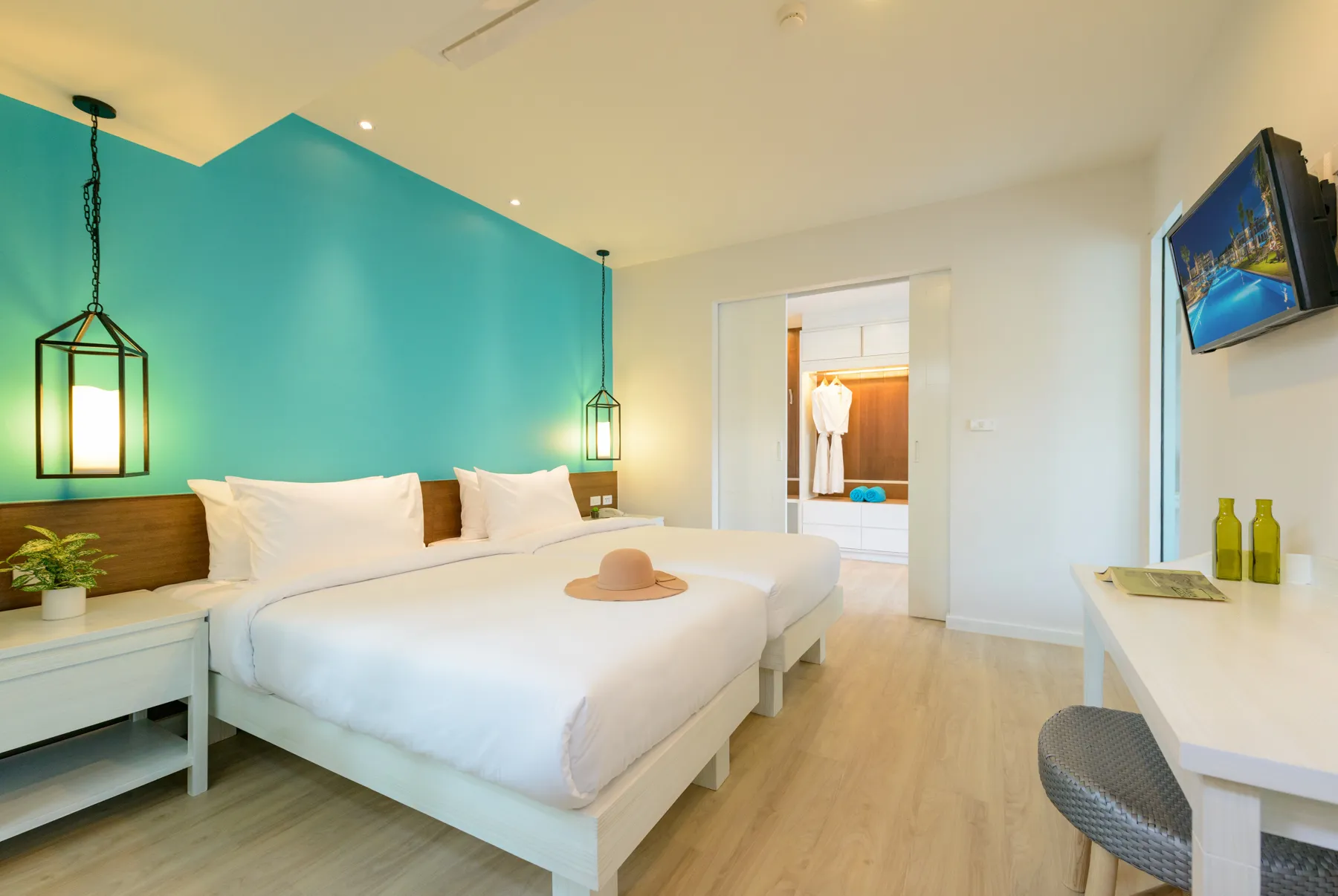 Waters Wing - Two-Bedroom Pool Access